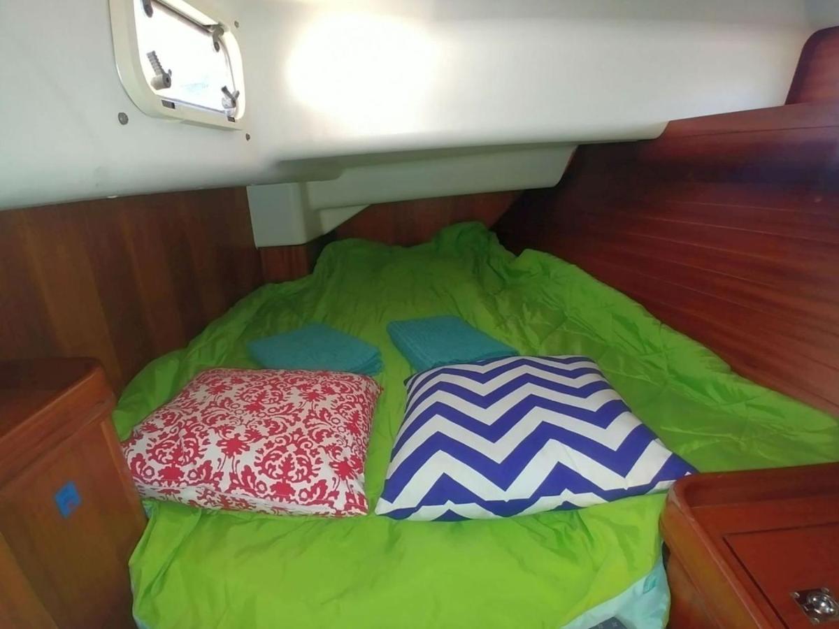 Be Local - Sleep Aboard A Sailing Boat In
