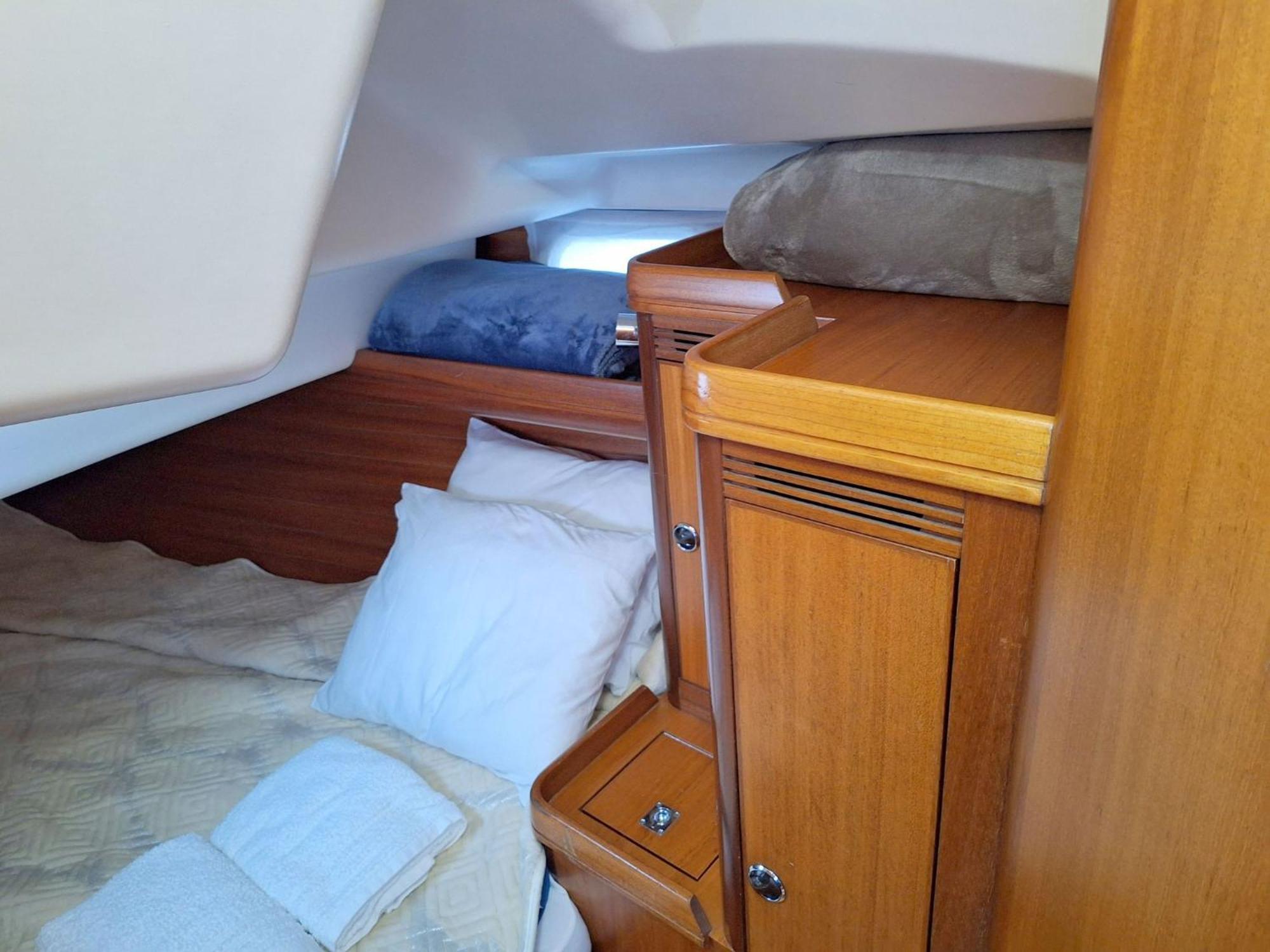 Apartment Be Local - Sleep Aboard A Sailing Boat In Lisbon