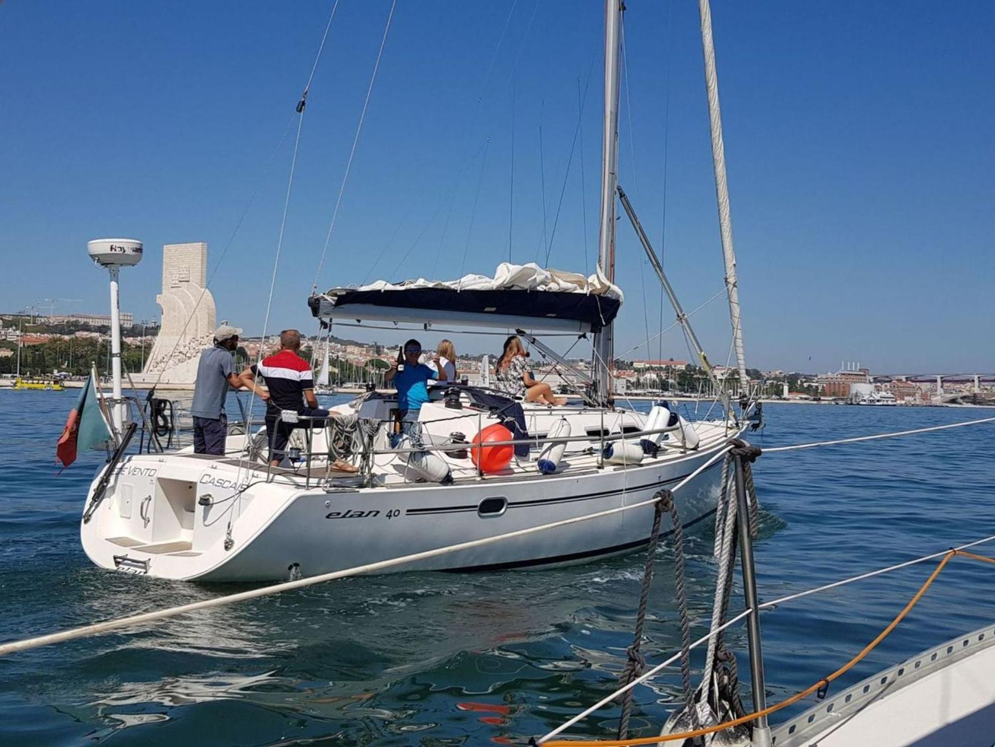Be Local - Sleep Aboard A Sailing Boat In